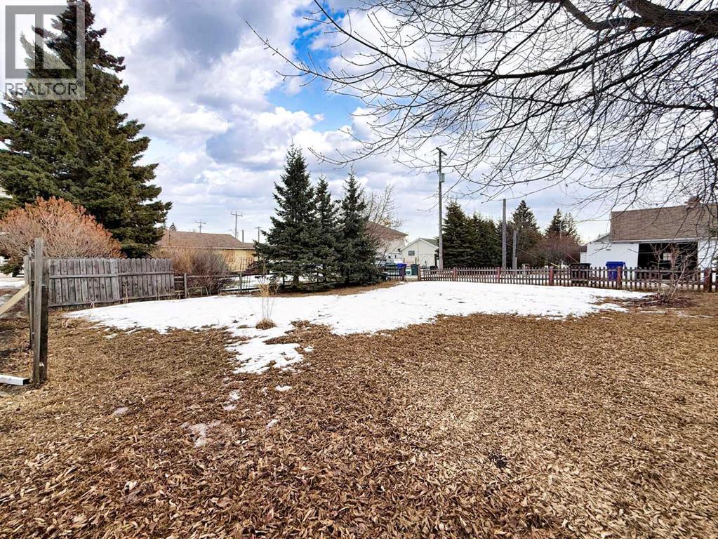 4906 52 Avenue, Olds, Alberta  T4H 1H2 - Photo 7 - A2286356