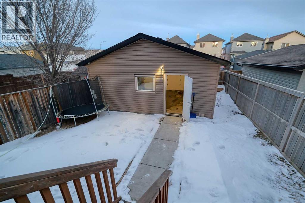 303 Saddlebrook Way Ne, Calgary, Alberta  T3J 0B4 - Photo 25 - A2288192