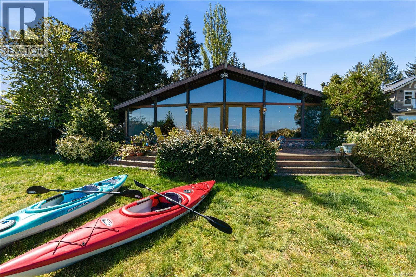 893 Shorewood Dr, Parksville, British Columbia  V9P 1S6 - Photo 2 - 1034140
