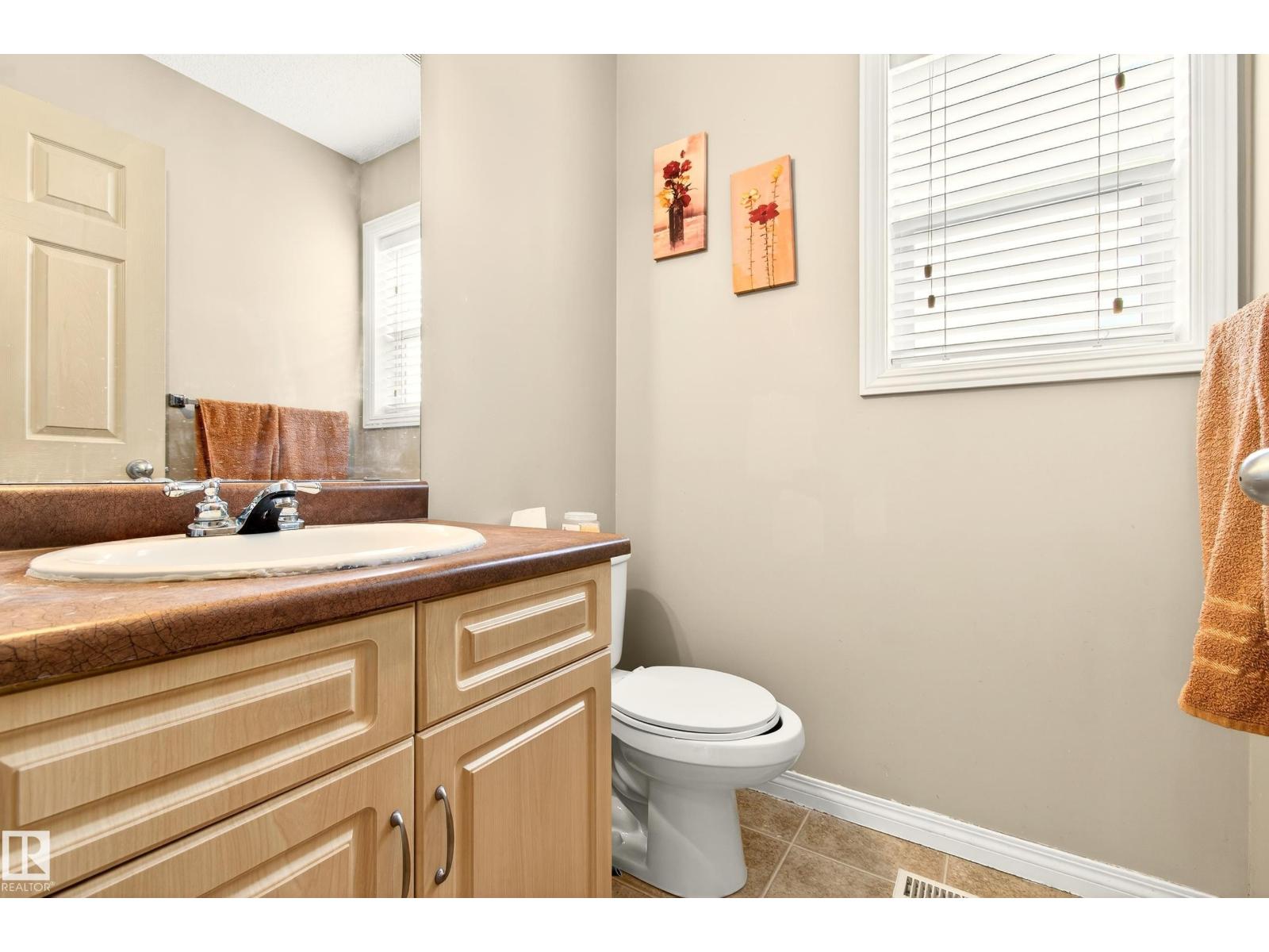 8922 5av Sw, Edmonton, Alberta  T6X 1C9 - Photo 17 - E4485012