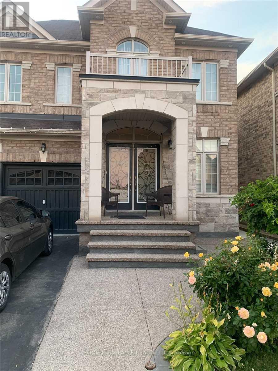 12 BILBY STREET, Brampton, Ontario