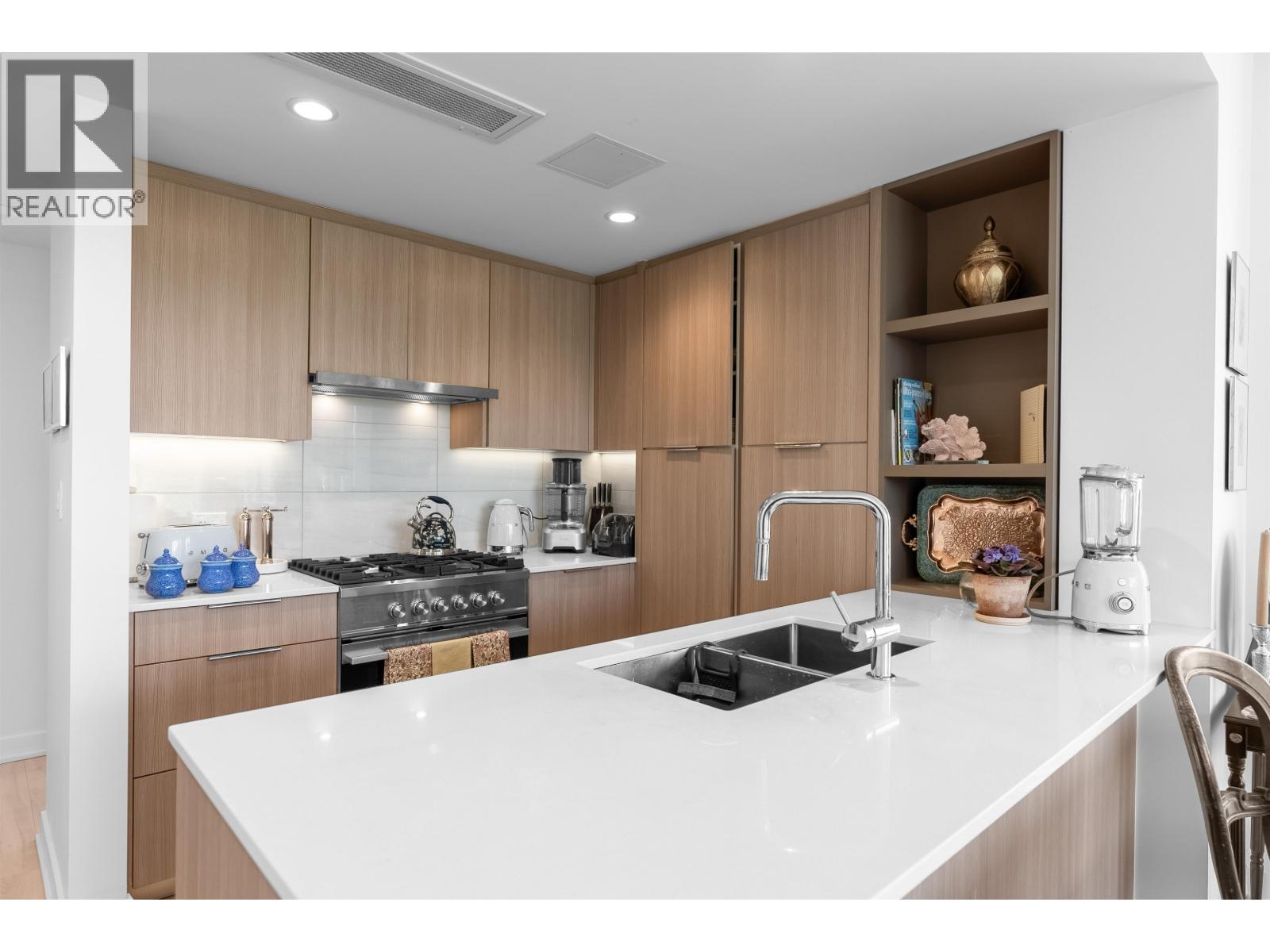 1307 1471 Hunter Street, North Vancouver, British Columbia  V7J 1H3 - Photo 11 - R3117734
