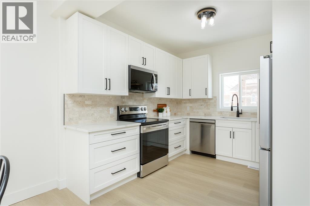 401 Devine Street, Sarnia, Ontario  N7T 1V6 - Photo 22 - 26004710