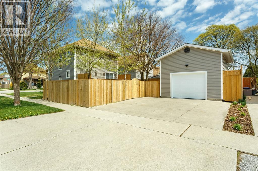 401 Devine Street, Sarnia, Ontario  N7T 1V6 - Photo 12 - 26004710