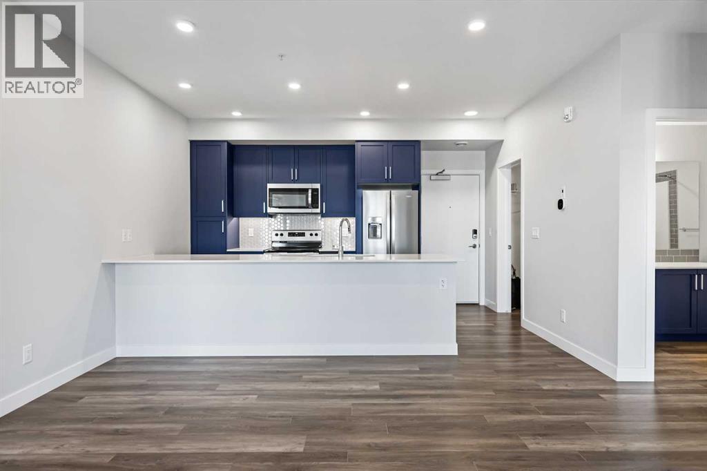 303, 255 Les Jardins Park Se, Calgary, Alberta  T2C 5W9 - Photo 1 - A2273827