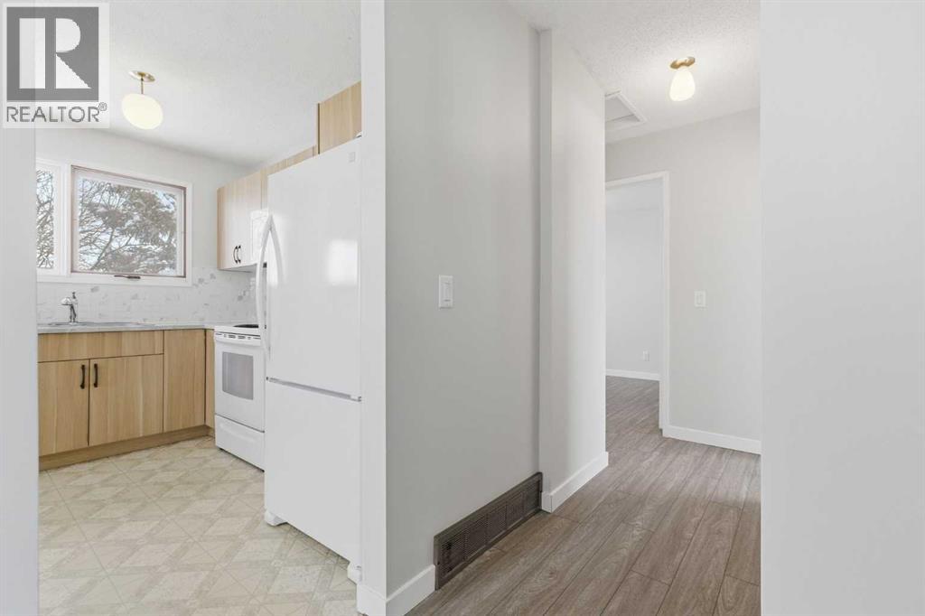 32 Fonda Mews SE, Calgary, Alberta  T2A 5S5 - Photo 14 - A2298267