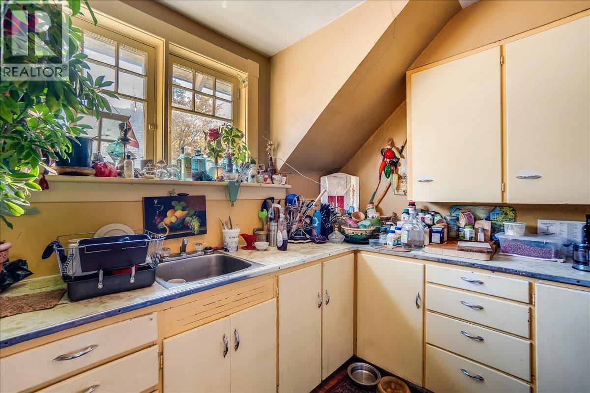 1004 Stanley Street, Nelson, British Columbia  V1L 1P2 - Photo 71 - 10385091