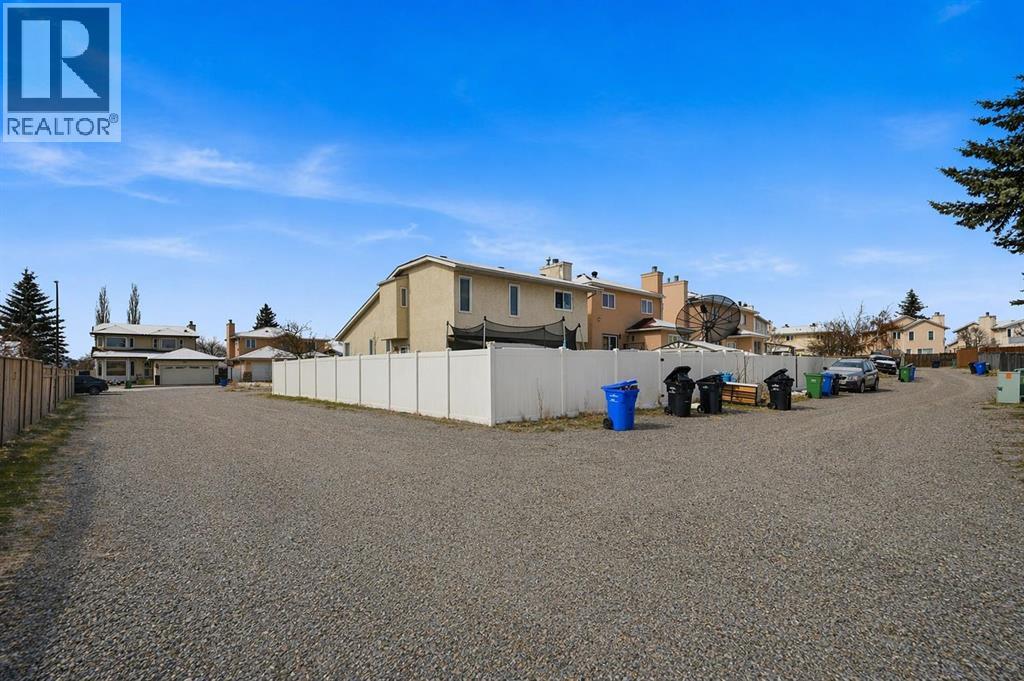 20 Applewood Way Se, Calgary, Alberta  T2A 7M8 - Photo 28 - A2303683