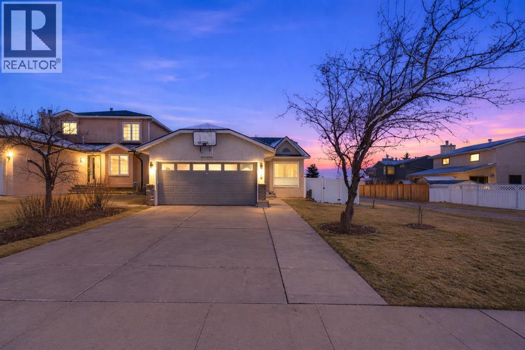 20 Applewood Way SE, Calgary, Alberta