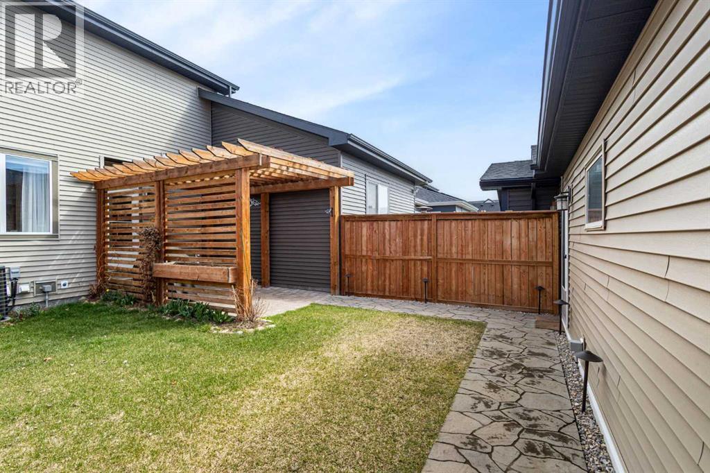 27 Cooperswood Court Sw, Airdrie, Alberta  T4B 5E9 - Photo 33 - A2306523