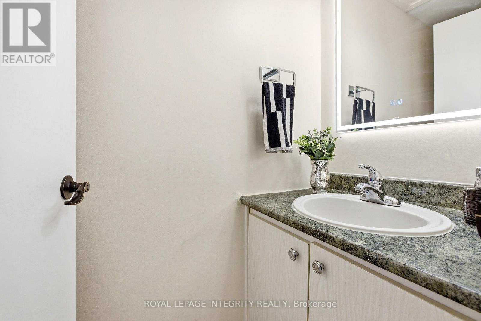 33 - 3205 Uplands Drive, Ottawa, Ontario  K1V 9T3 - Photo 3 - X13065768