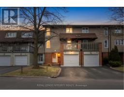33 - 3205 UPLANDS DRIVE, Ottawa, Ontario