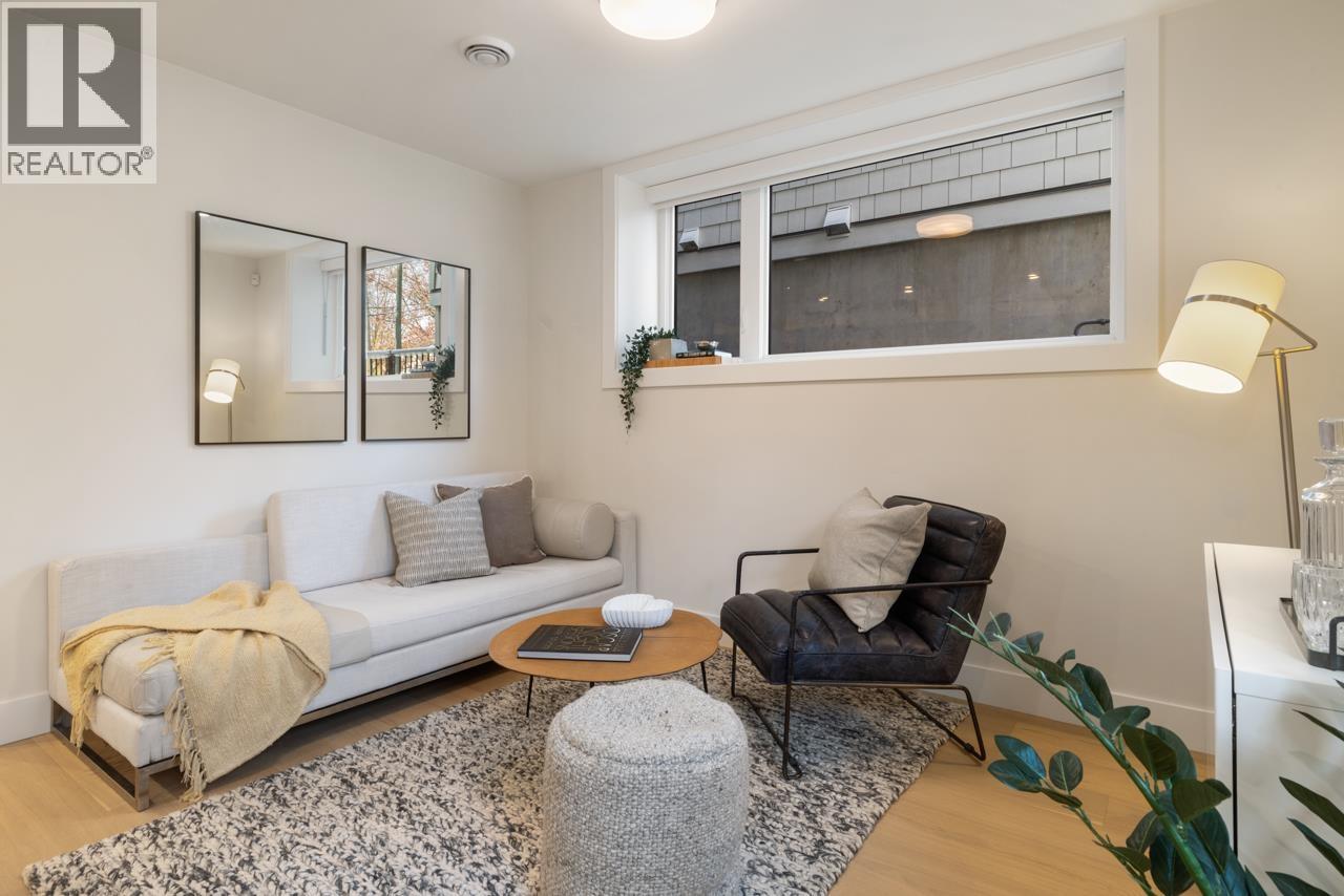 1 1937 Templeton Drive, Vancouver, British Columbia  V5N 4V9 - Photo 5 - R3118052