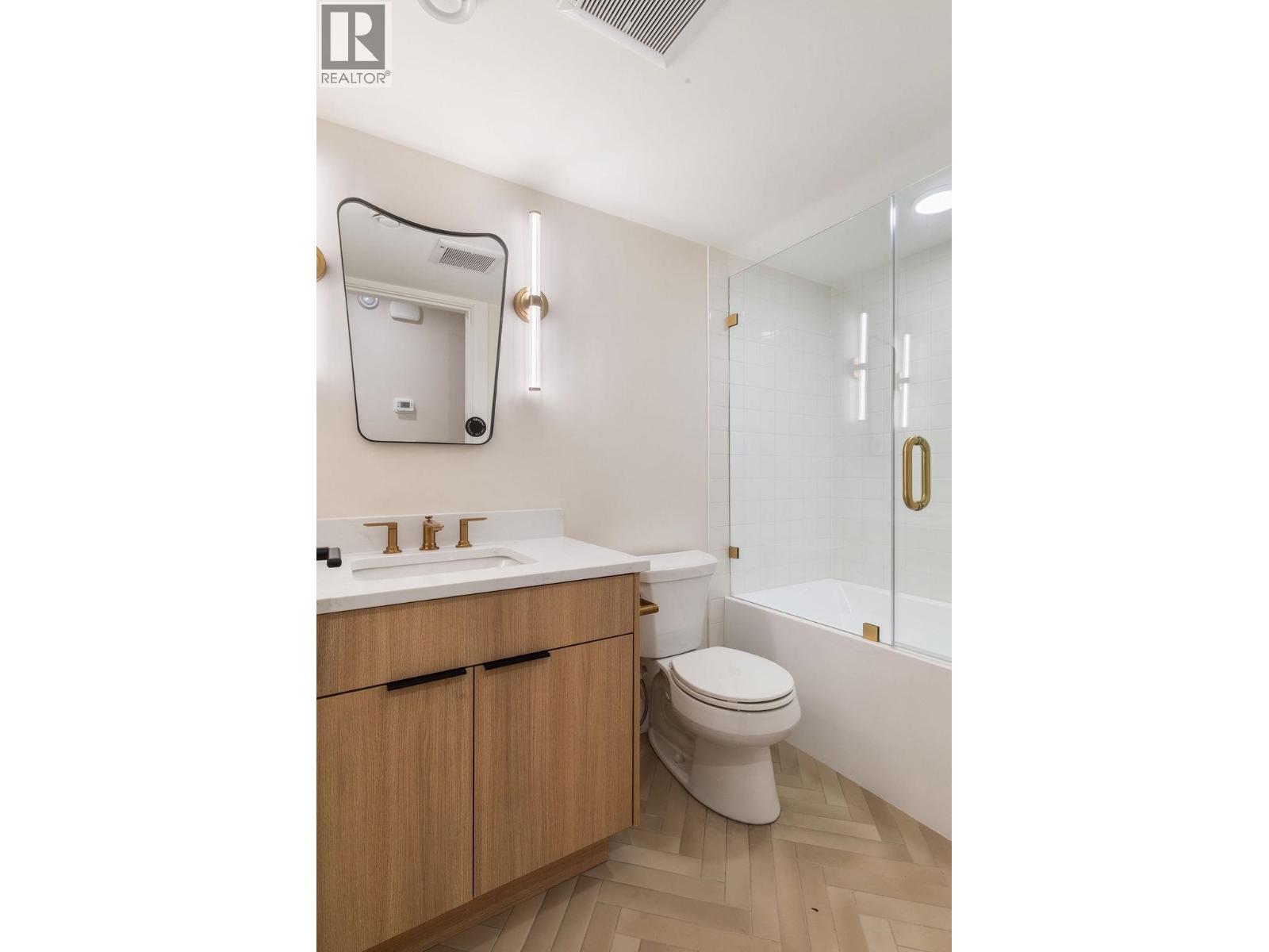 1 1933 Templeton Drive, Vancouver, British Columbia  V5N 4V9 - Photo 17 - R3118056