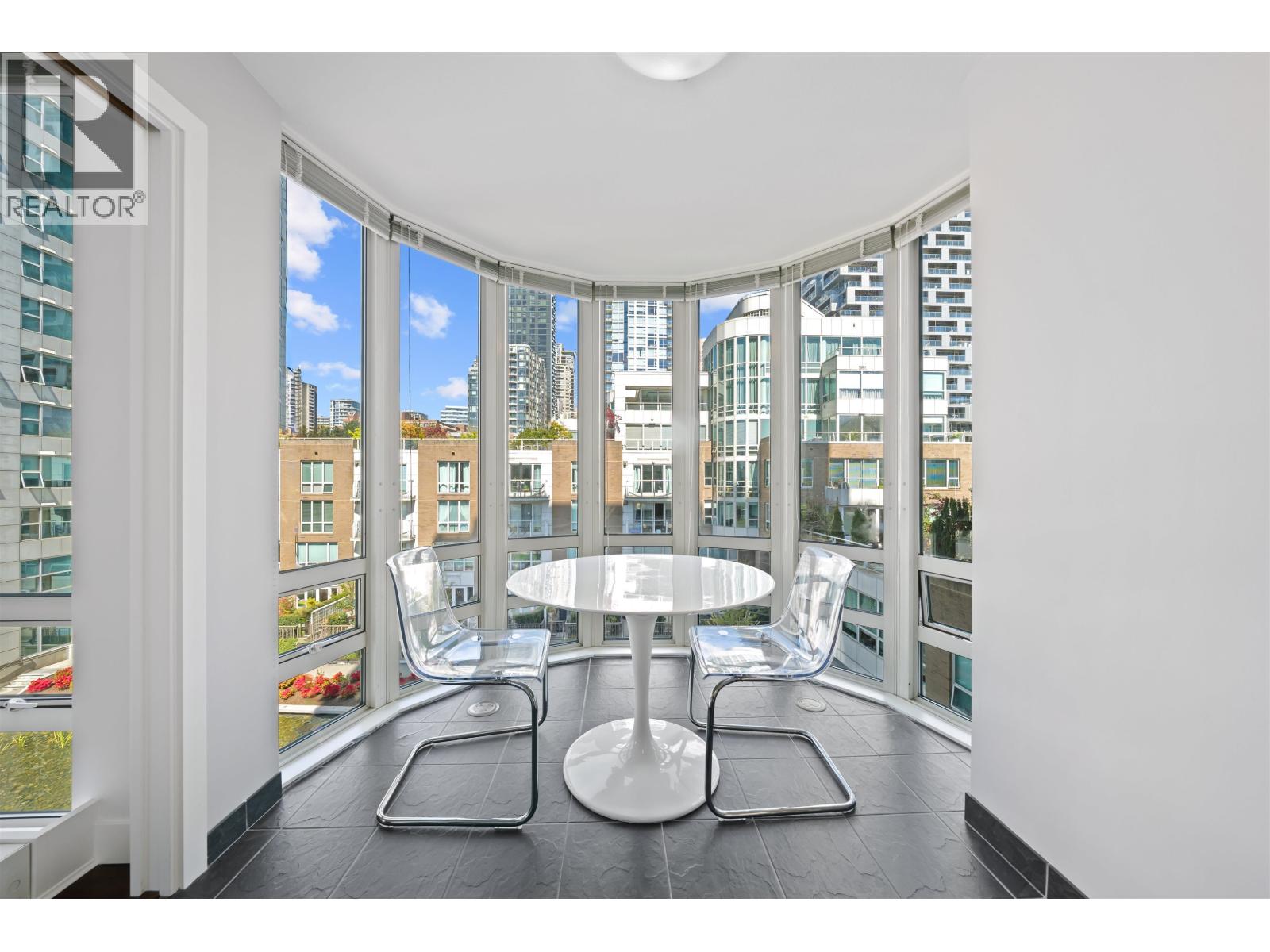 604 1501 Howe Street, Vancouver, British Columbia  V6Z 2P8 - Photo 5 - R3118067