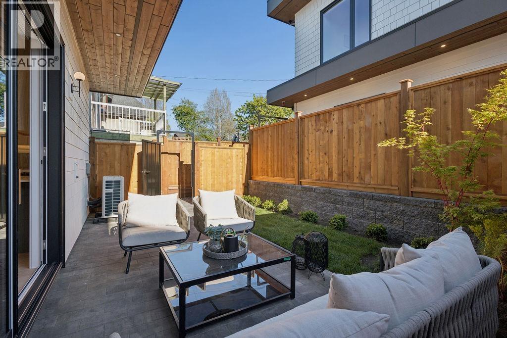 2 2752 Graveley Street, Vancouver, British Columbia  V5K 3J8 - Photo 14 - R3118070