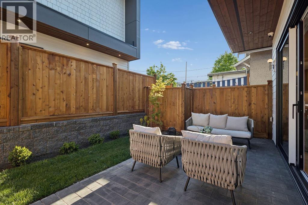 2 2752 Graveley Street, Vancouver, British Columbia  V5K 3J8 - Photo 16 - R3118070
