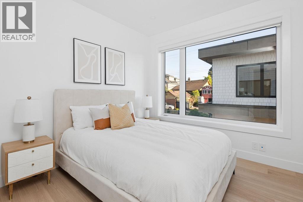 2 2752 Graveley Street, Vancouver, British Columbia  V5K 3J8 - Photo 35 - R3118070