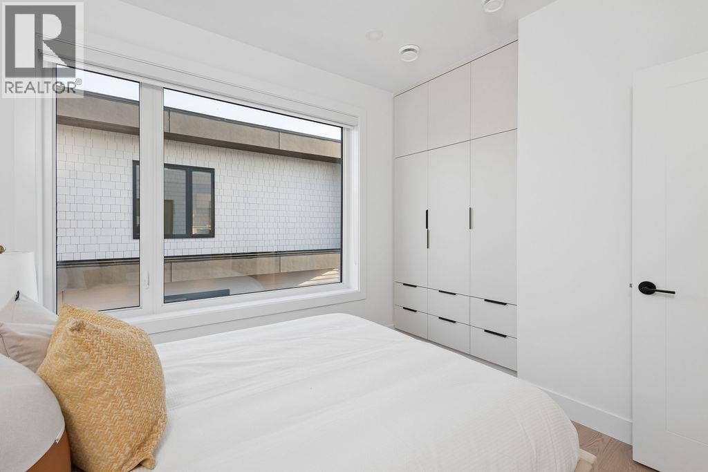 2 2752 Graveley Street, Vancouver, British Columbia  V5K 3J8 - Photo 36 - R3118070