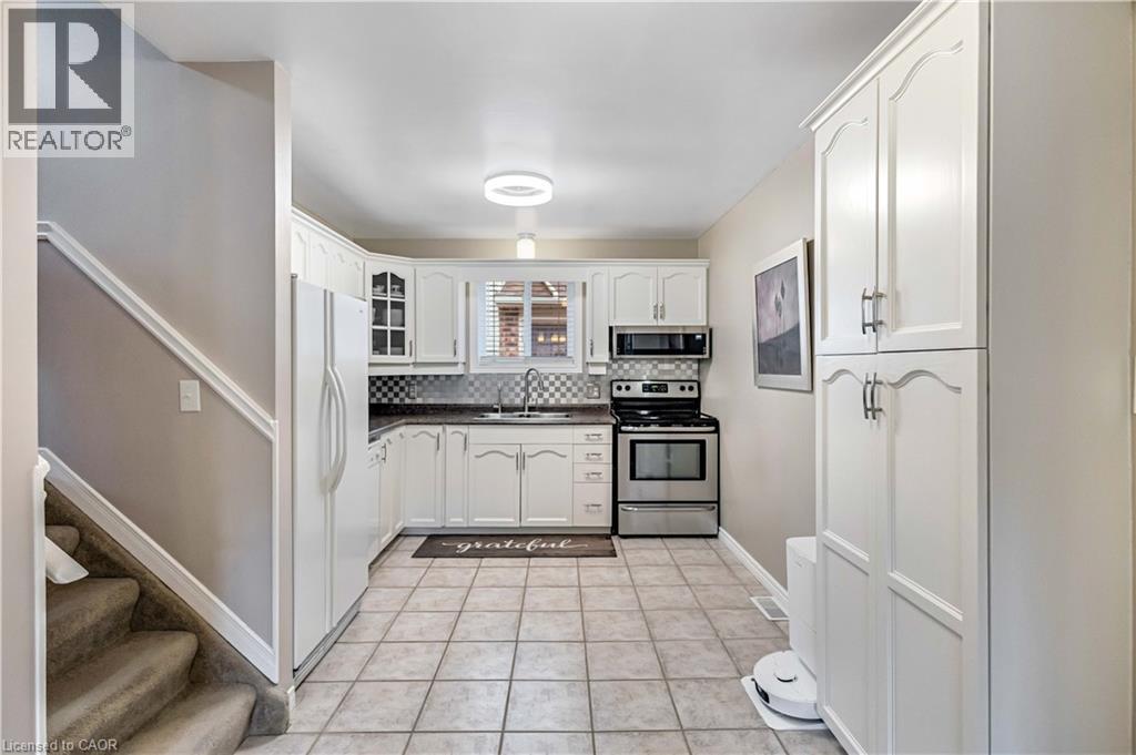 57 Coxwell Crescent, Brantford, Ontario  N3P 1P5 - Photo 11 - 40825352