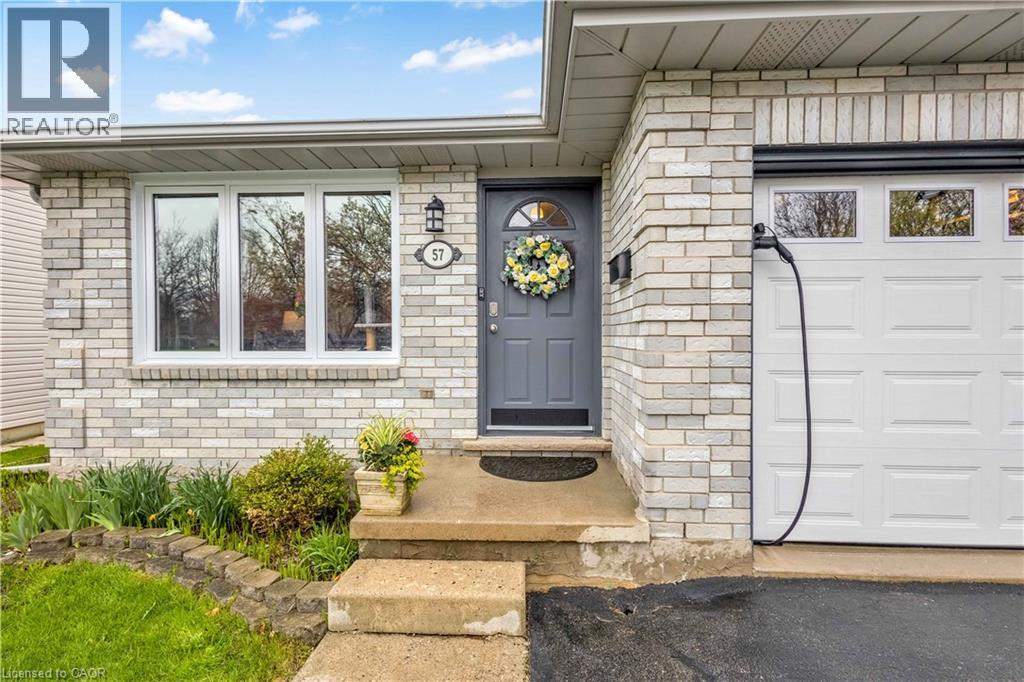57 Coxwell Crescent, Brantford, Ontario  N3P 1P5 - Photo 4 - 40825352