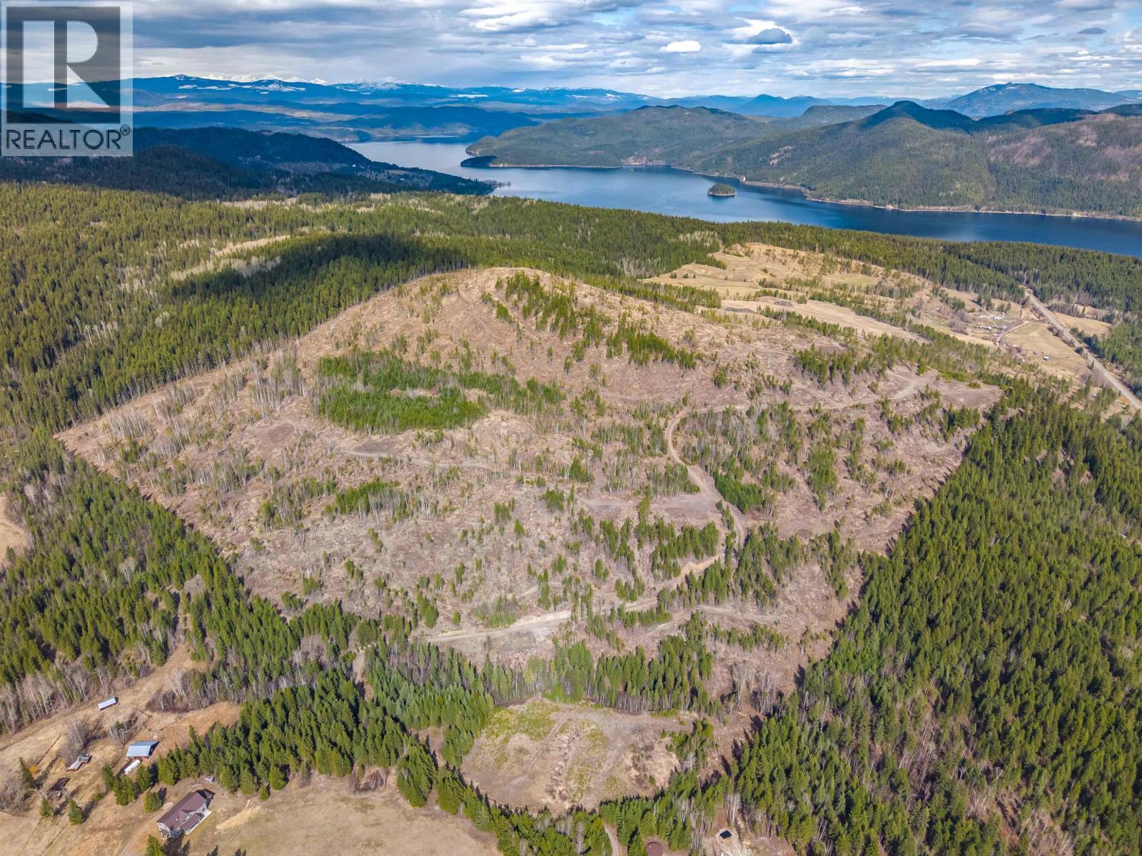 7213 Summit Drive, Canim Lake, British Columbia  V0K 1J0 - Photo 9 - R3104413