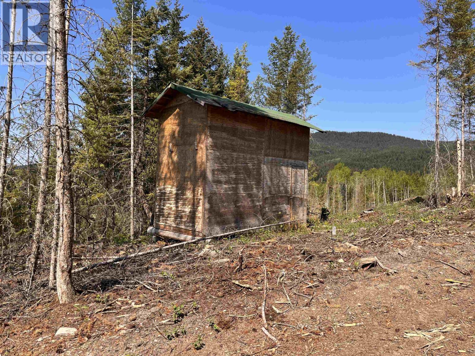 7213 Summit Drive, Canim Lake, British Columbia  V0K 1J0 - Photo 26 - R3104413