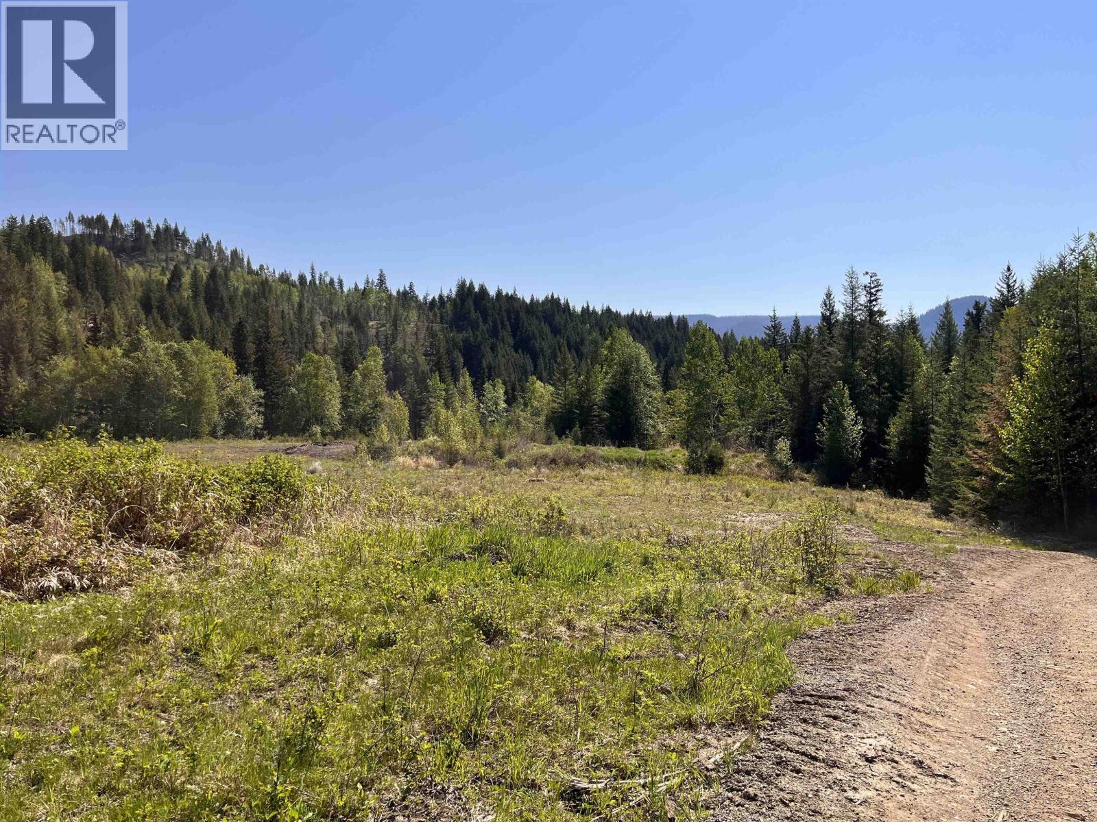 7213 Summit Drive, Canim Lake, British Columbia  V0K 1J0 - Photo 24 - R3104413