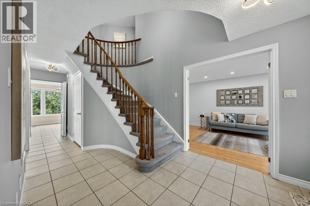 40 Old Maple Lane, Kitchener, Ontario  N2N 2L2 - Photo 4 - 40825898