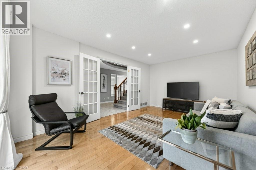 40 Old Maple Lane, Kitchener, Ontario  N2N 2L2 - Photo 6 - 40825898