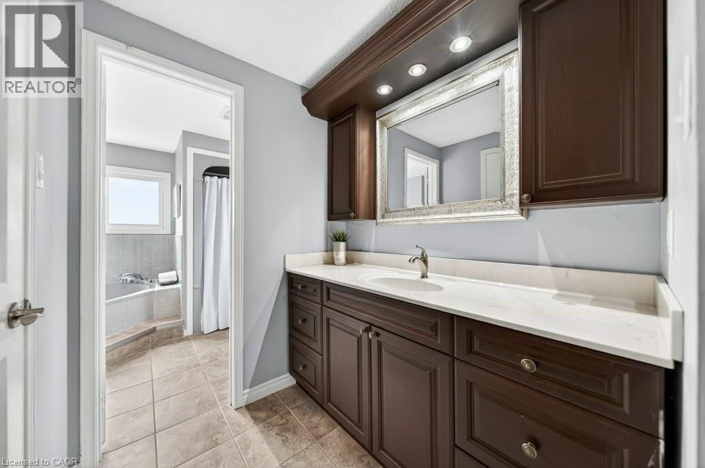40 Old Maple Lane, Kitchener, Ontario  N2N 2L2 - Photo 19 - 40825898