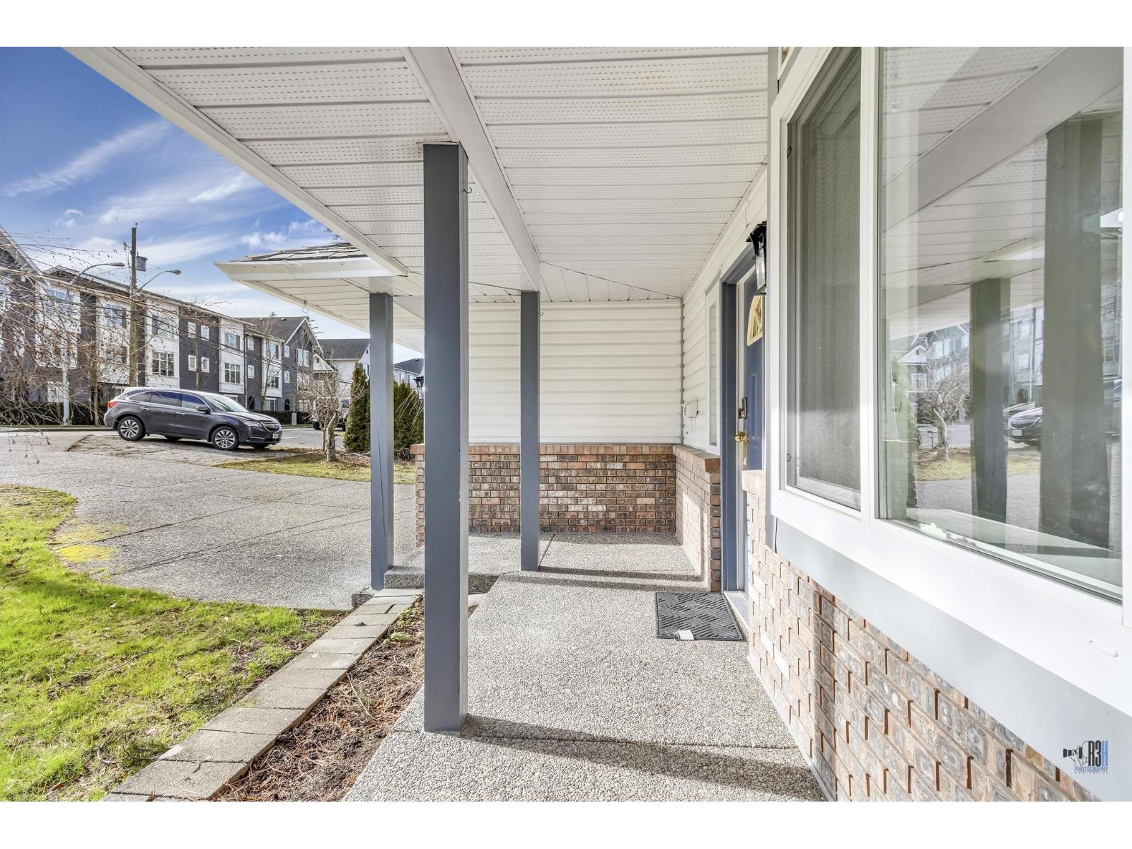 15285 28 Avenue, Surrey, British Columbia  V4P 1G3 - Photo 6 - R3117870