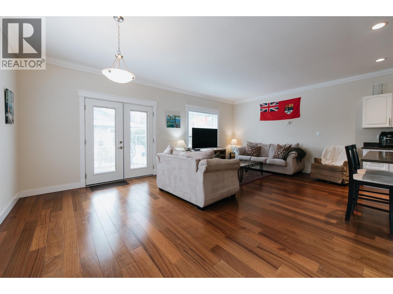 766 Gerussi Lane, Gibsons, British Columbia  V0N 1V7 - Photo 6 - R3093644