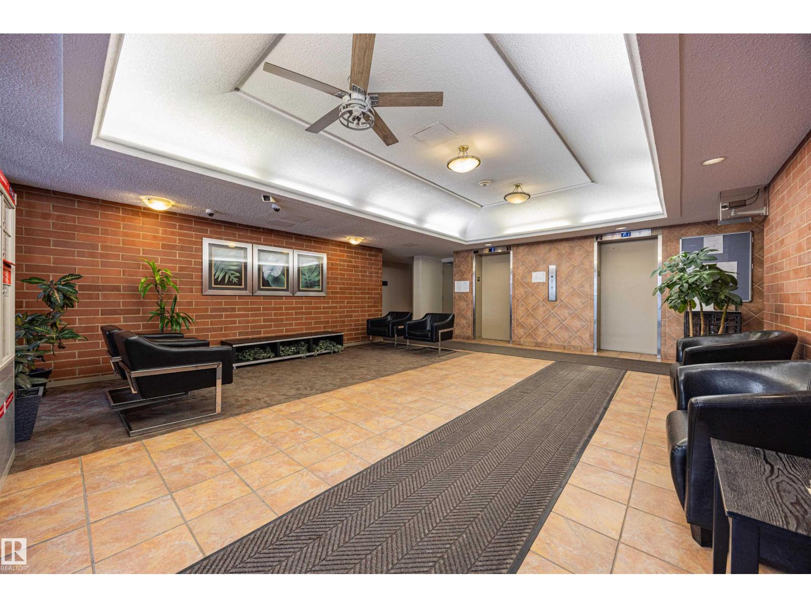 #606 9917 110 St Nw, Edmonton, Alberta  T5K 2N4 - Photo 4 - E4485015