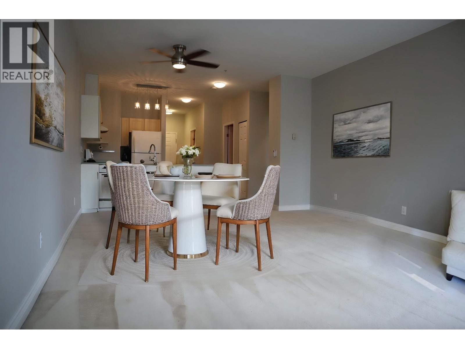 322 2109 Rowland Street, Port Coquitlam, British Columbia  V3C 6J4 - Photo 3 - R3115833