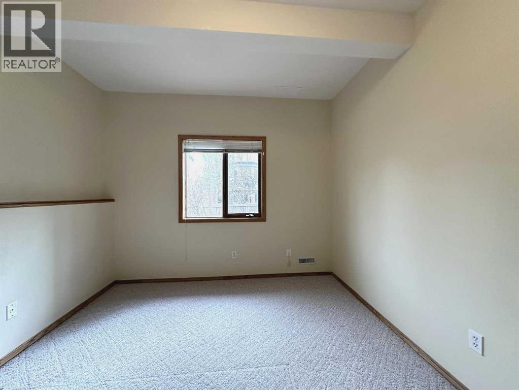 59 Edgebrook Circle Nw, Calgary, Alberta  T3A 5A4 - Photo 35 - A2304775