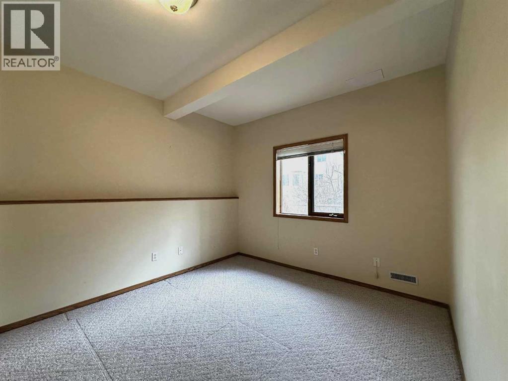 59 Edgebrook Circle Nw, Calgary, Alberta  T3A 5A4 - Photo 33 - A2304775