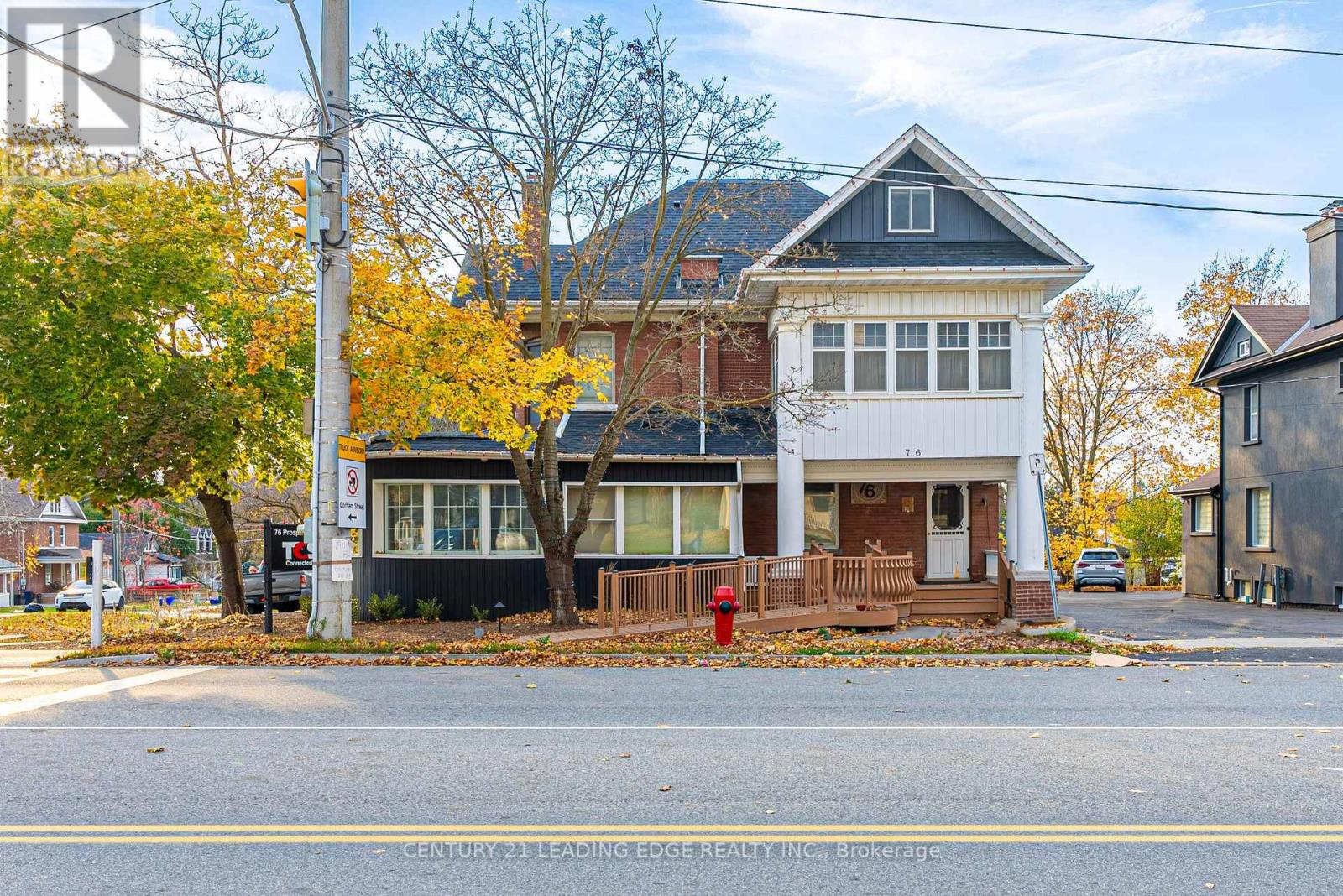 3 & 4 - 76 PROSPECT STREET, Newmarket, Ontario