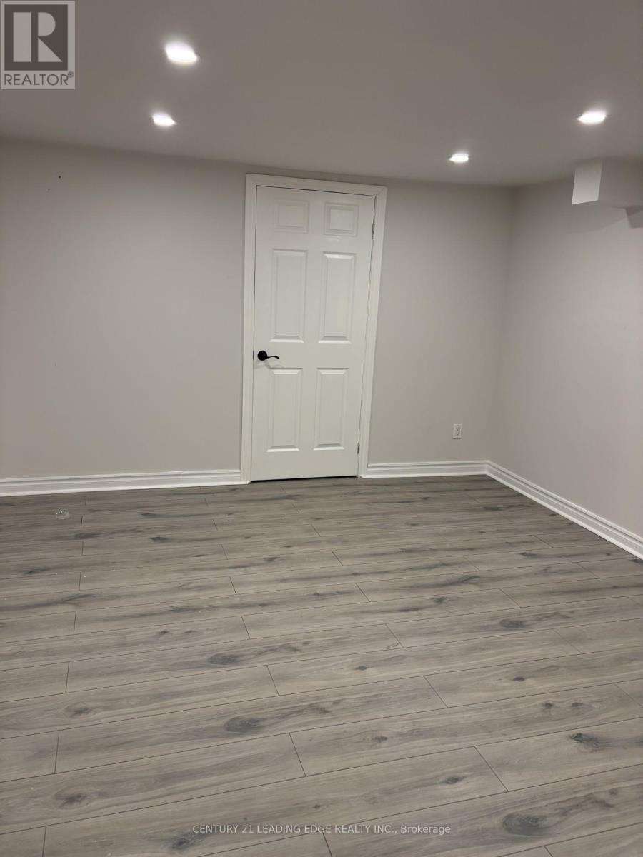 3 & 4 - 76 Prospect Street, Newmarket, Ontario  L3Y 3T2 - Photo 4 - N13065748