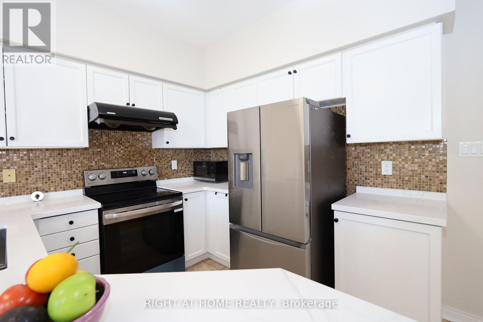 82 Colesbrook Road, Richmond Hill, Ontario  L4S 2G5 - Photo 20 - N13065792
