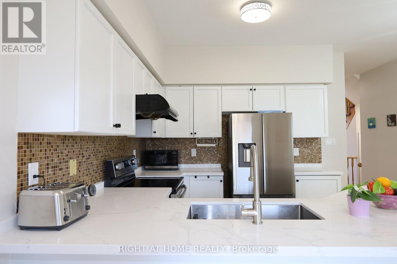 82 Colesbrook Road, Richmond Hill, Ontario  L4S 2G5 - Photo 21 - N13065792