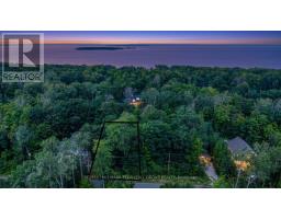 81 WOZNIAK ROAD, Penetanguishene, Ontario
