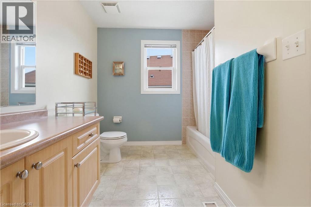 162 Livingston Boulevard, Baden, Ontario  N3A 4K9 - Photo 16 - 40825554