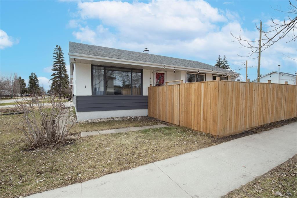1 Monterey Road, Winnipeg, Manitoba  R2J 1W9 - Photo 0 - 202608893