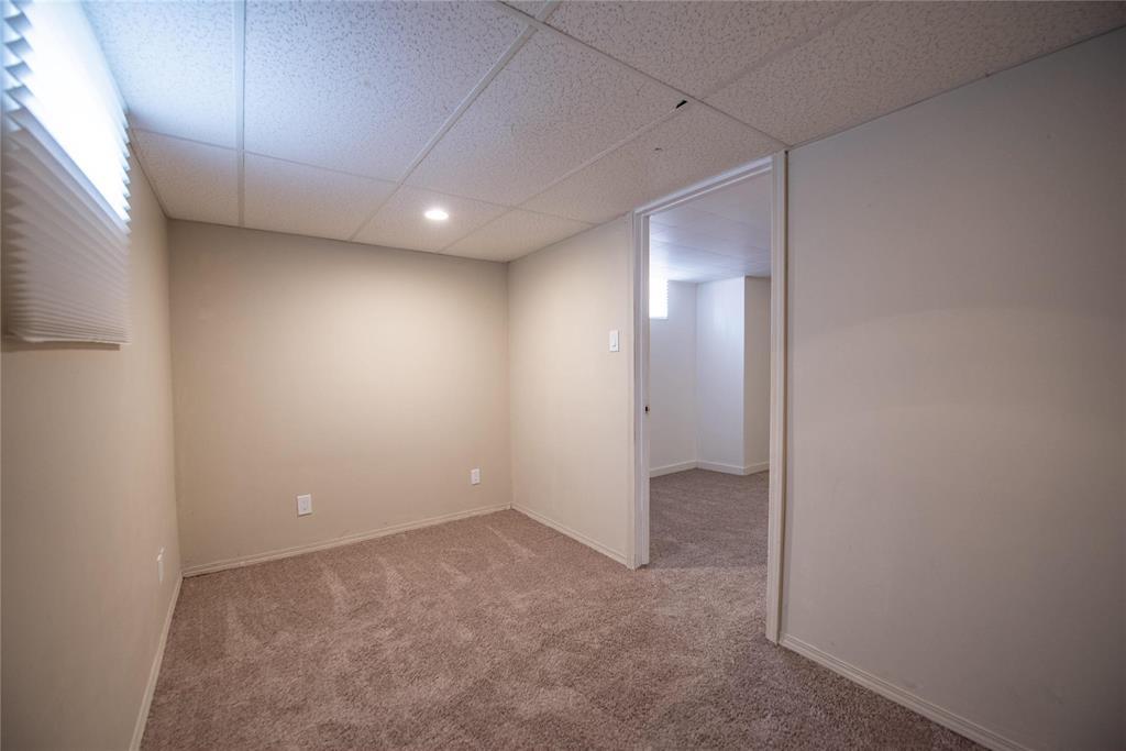 1 Monterey Road, Winnipeg, Manitoba  R2J 1W9 - Photo 25 - 202608893