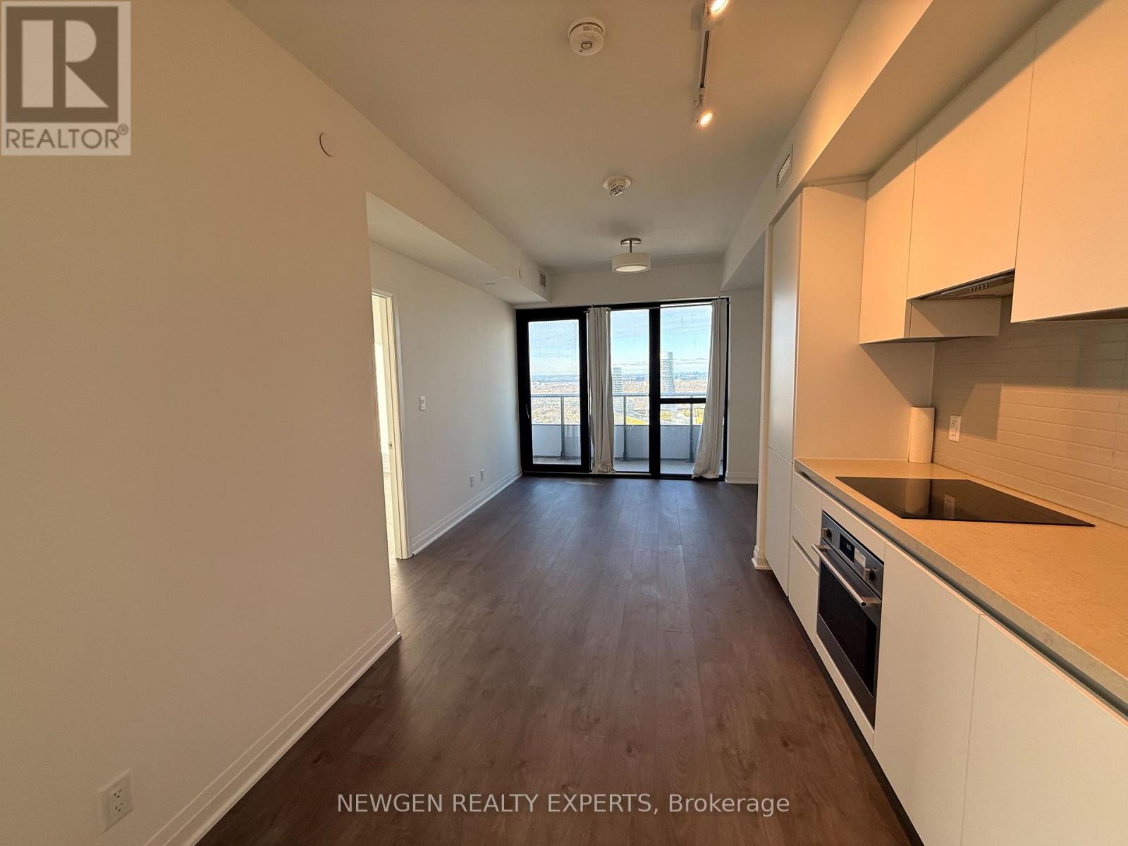 4710 - 4015 The Exchange, Mississauga, Ontario  L5B 0N9 - Photo 3 - W13065742