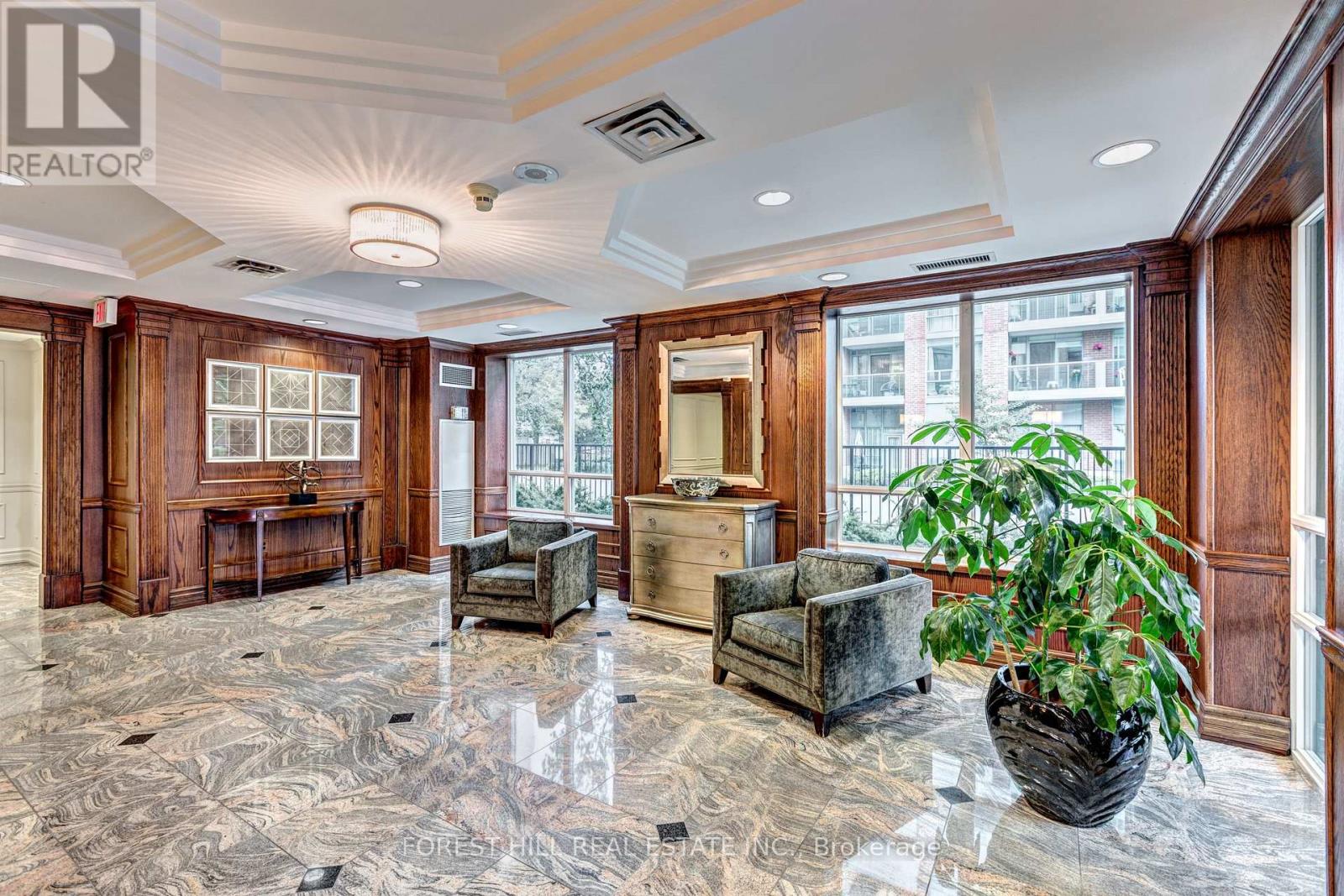 709 - 17 Michael Power Place, Toronto, Ontario  M9A 5G5 - Photo 2 - W13065760