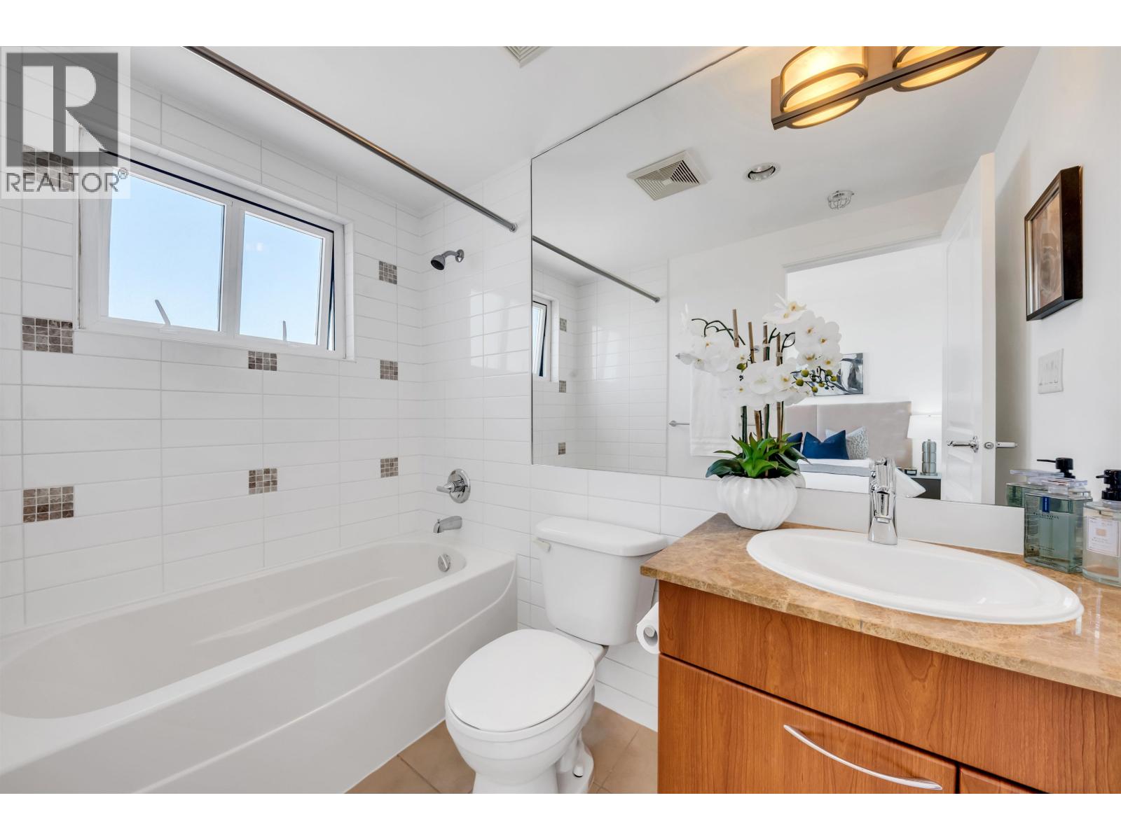 1051 1483 E King Edward Avenue, Vancouver, British Columbia  V5N 5Z3 - Photo 15 - R3117696