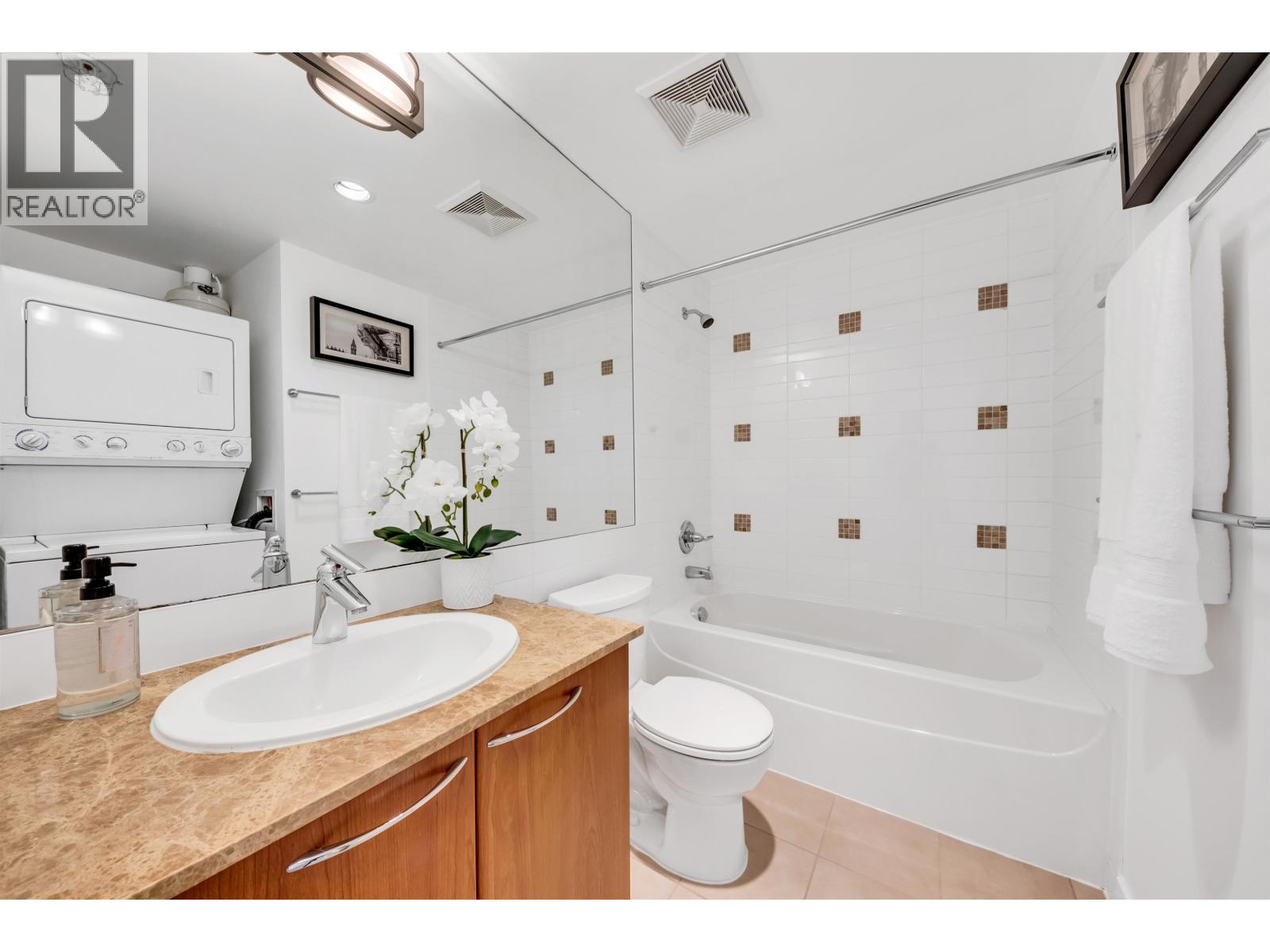 1051 1483 E King Edward Avenue, Vancouver, British Columbia  V5N 5Z3 - Photo 14 - R3117696