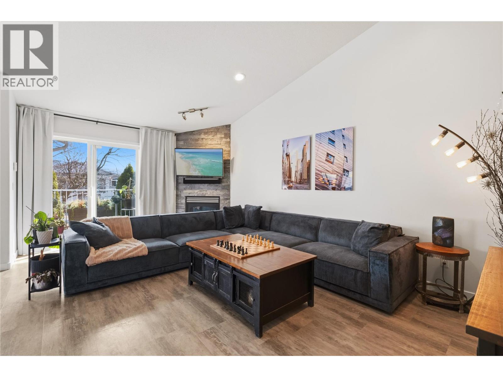 1190 Friesen Road, Kelowna, British Columbia  V1X 7N2 - Photo 7 - 10385561